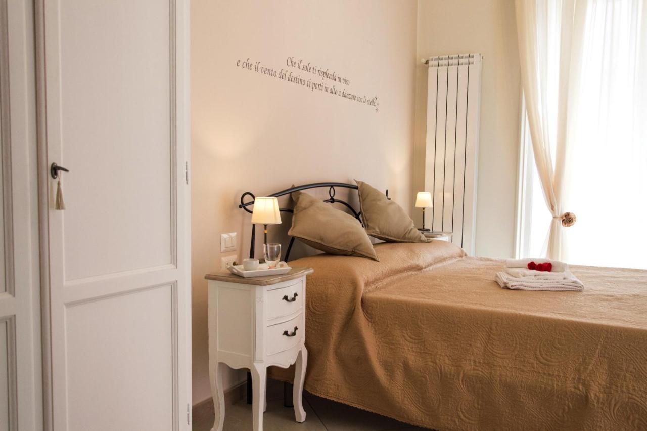 נאפולי B&B La Rosa Dei Venti מראה חיצוני תמונה