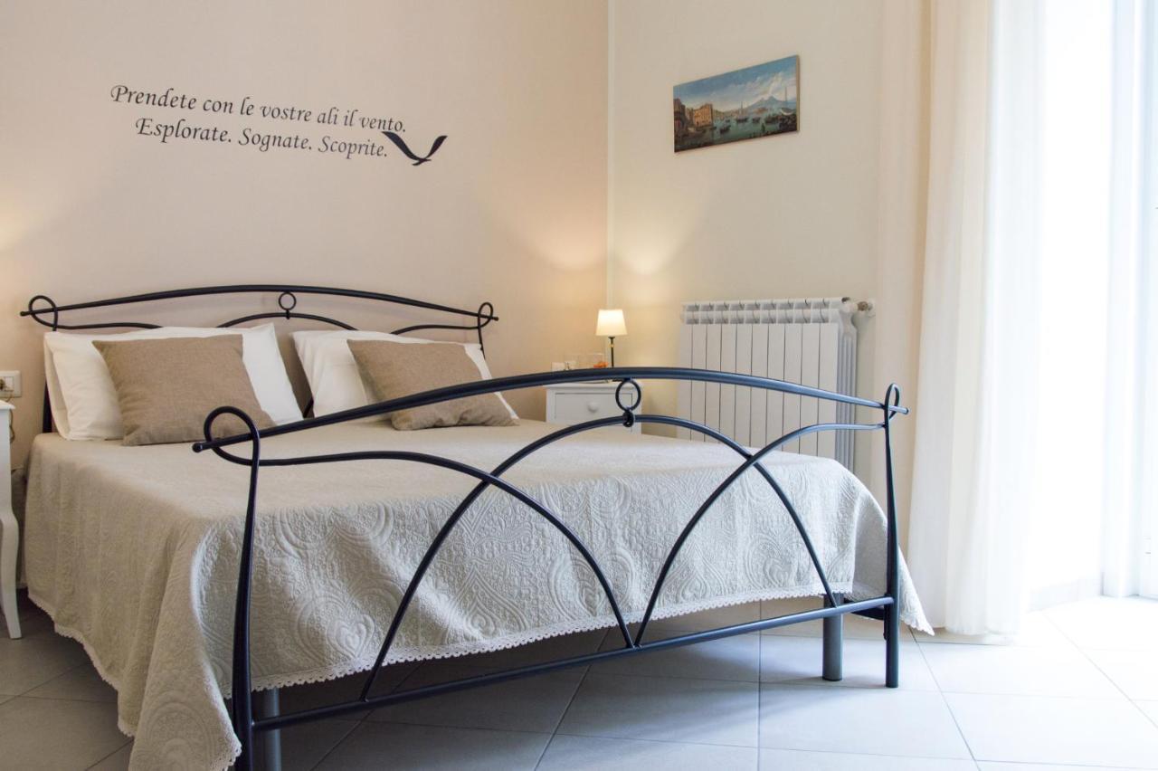 נאפולי B&B La Rosa Dei Venti מראה חיצוני תמונה